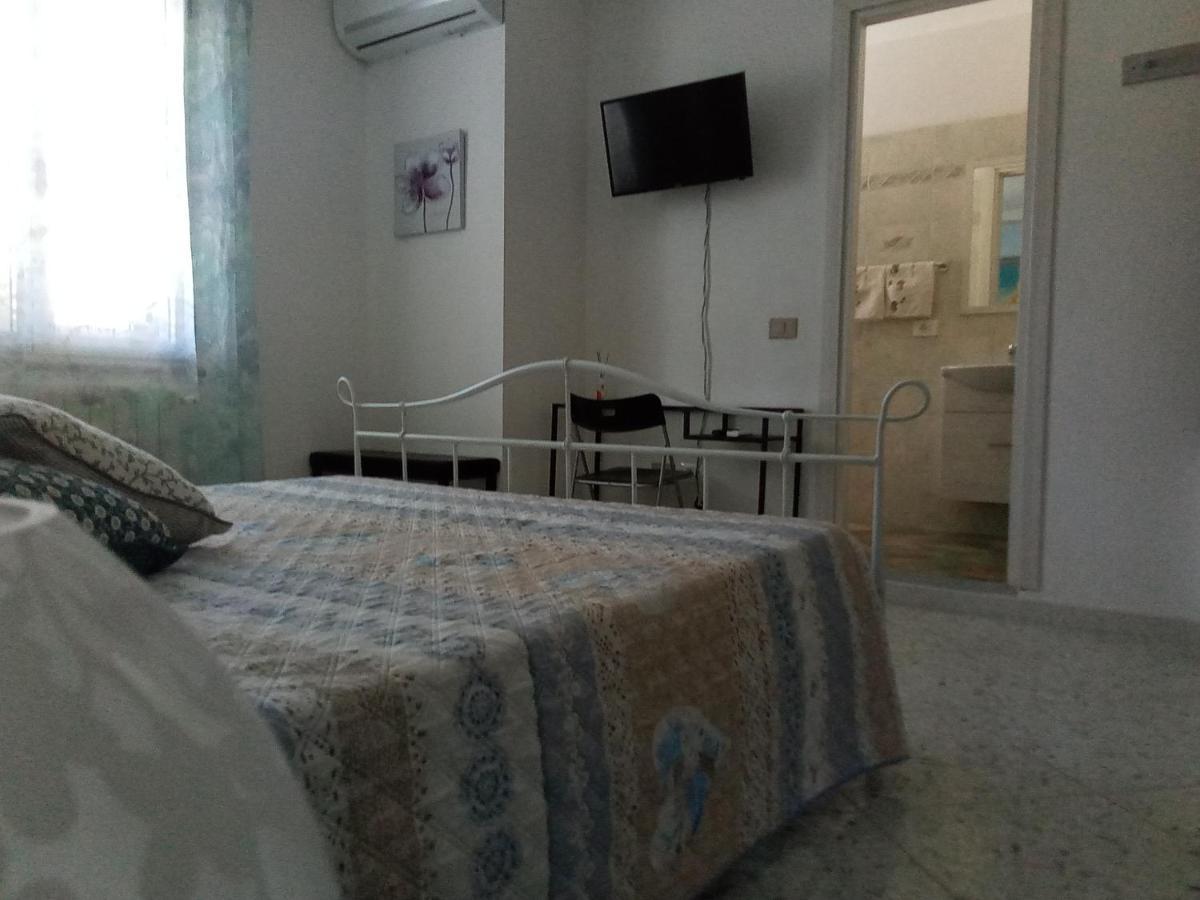 Phiniscollis B&B La Caletta Esterno foto