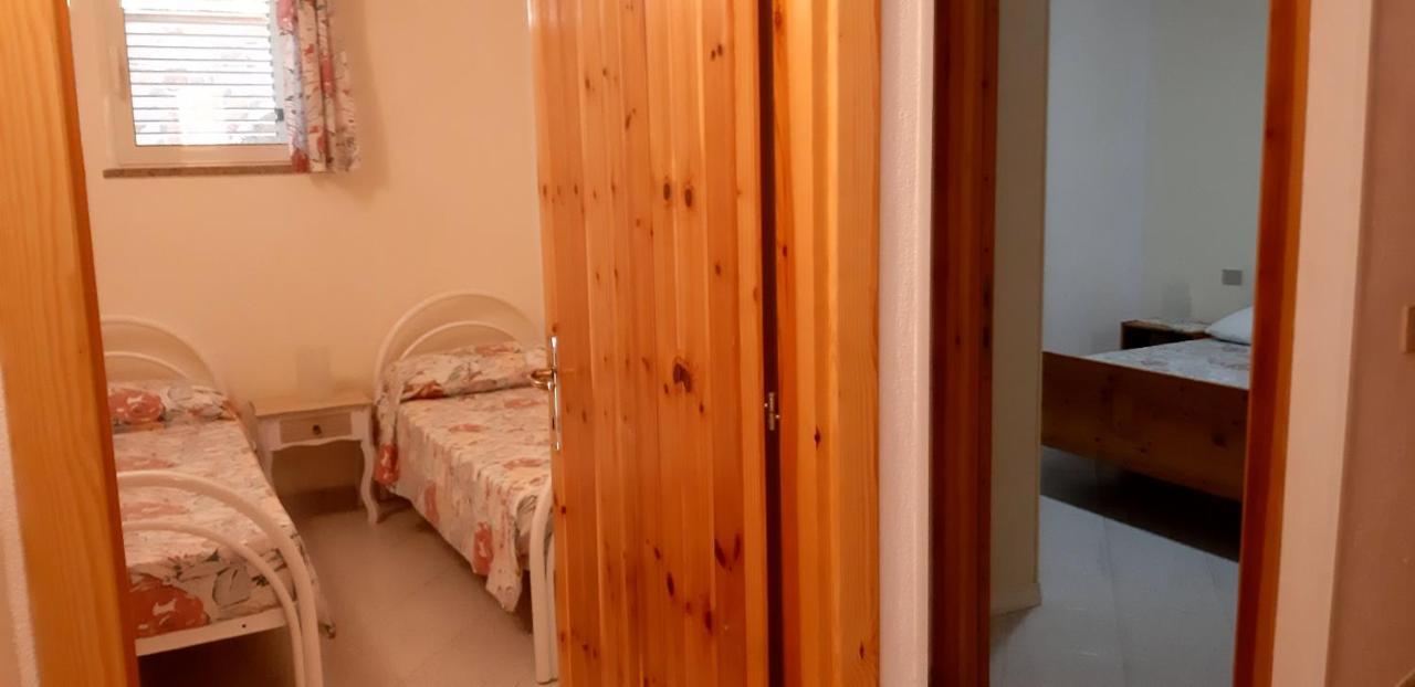 Phiniscollis B&B La Caletta Esterno foto